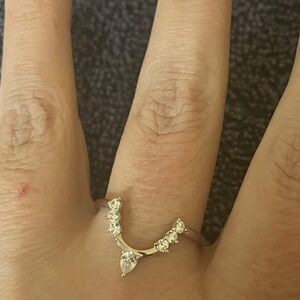 Oomiay U shaped Ring